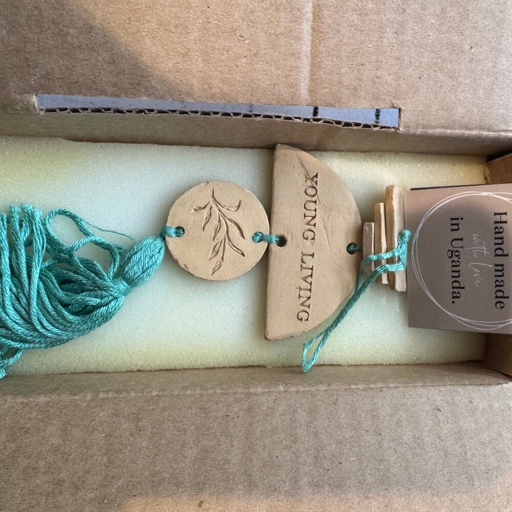 Young Living Essential Oils 2020 Foundation Clay Diffuser Ornament